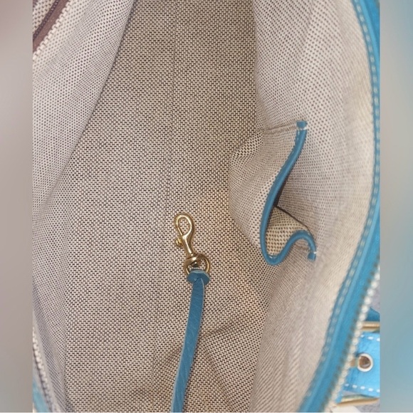 EUC.
Vintage Dooney & Bourke Blue Monogram Satchel - Picture 6 of 8